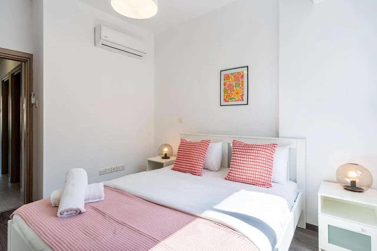 Crystal 2-Bedroom Apartment In Lárnaca Chipre